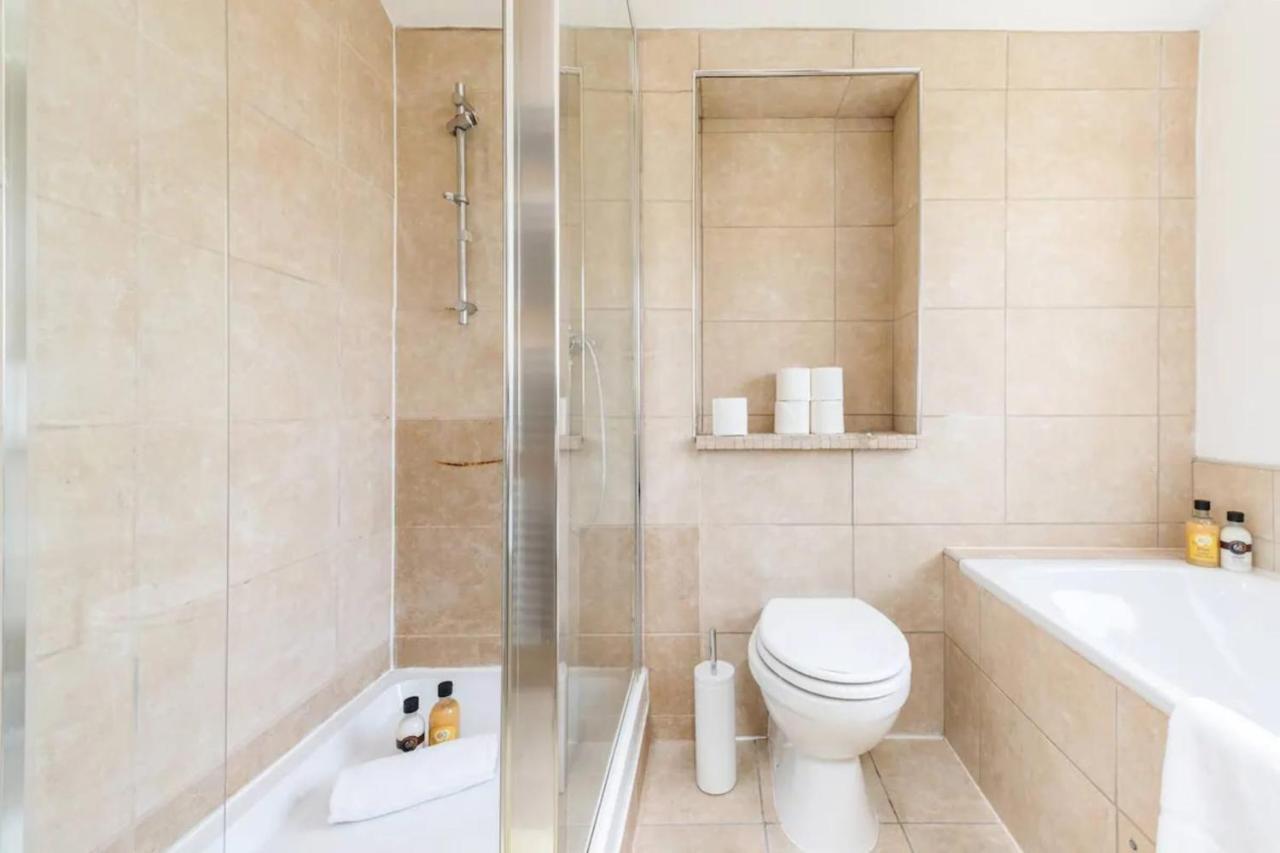 Apartment Charming 3bd Flat - 5 Minutes To Victoria Park