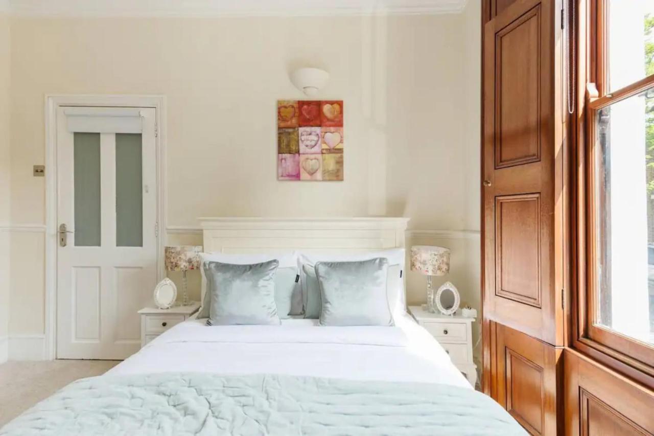 Charming 3bd Flat - 5 Minutes To Victoria Park