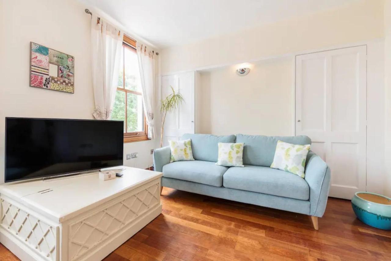 Apartment Charming 3bd Flat - 5 Minutes To Victoria Park